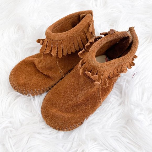 Minnetonka Leather Fringe Moccassin Booties 6 - Picture 1 of 6